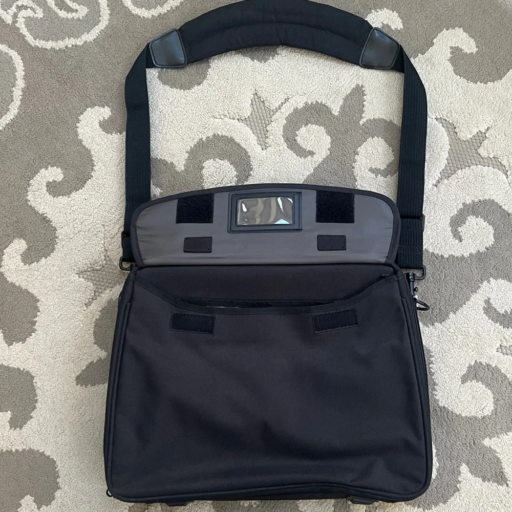 Kensington Surecheck Laptop Bag - Messenger Bag - Briefcase